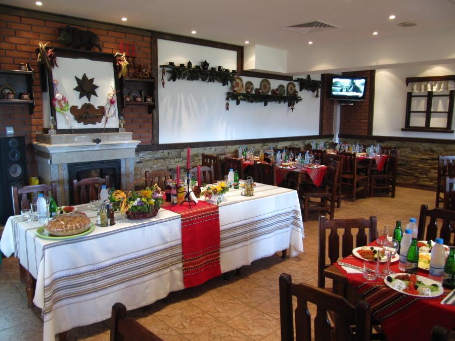 Family Hotel Lipite Tipchenitsa Exterior photo